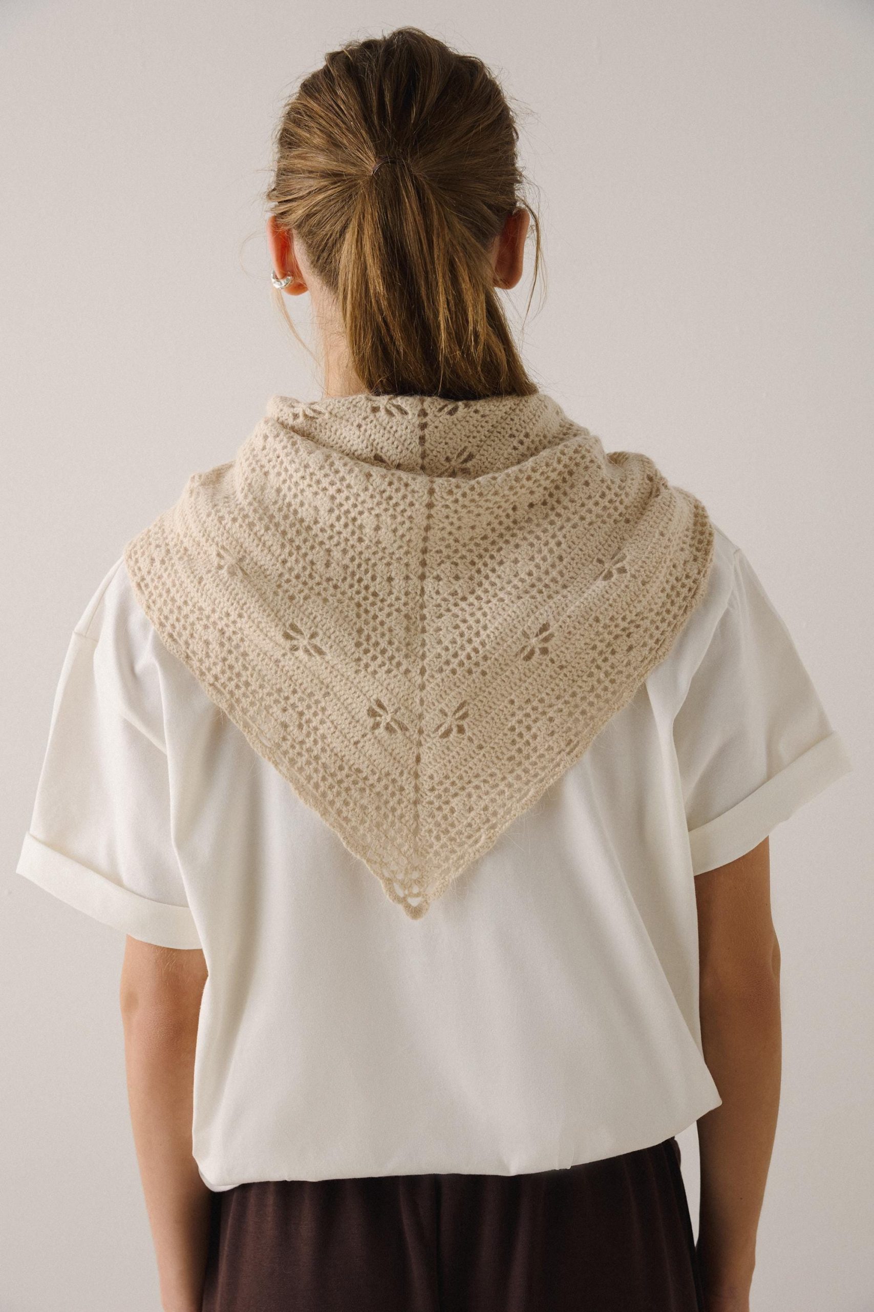 Hand Knitted Alpaca Wool Headscarf: Light Grey Lace Triangle Shawl